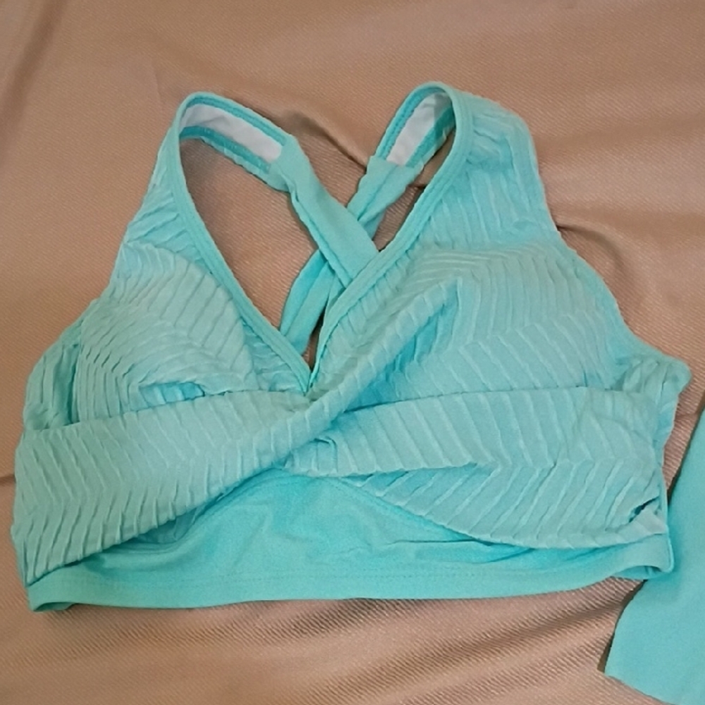 Criss-Cross Side Split Light Blue Bikini Set Size Medium Swim Wear - Picture 3 of 4